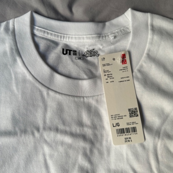 UNIQLO Street Fighter II white t-shirt in Men’s Large - Picture 4 of 7